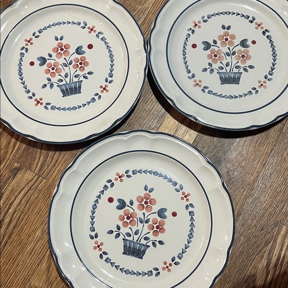 Hearthside Other - Hearthside Cumberland Brambleberry Dinner Plates 10 5/8" Set of  3 Stoneware Vtg